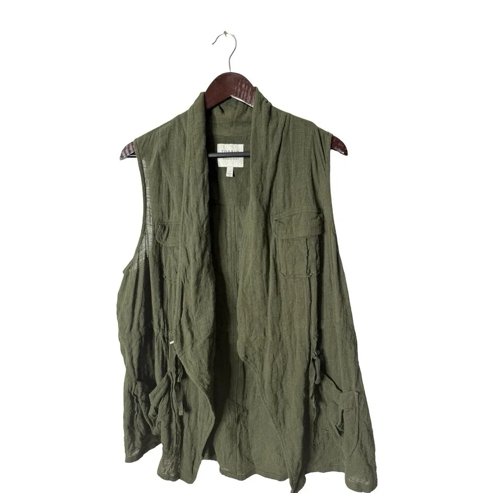 Women's Torrid Gauze Drape Front Vest 1 1X Green
